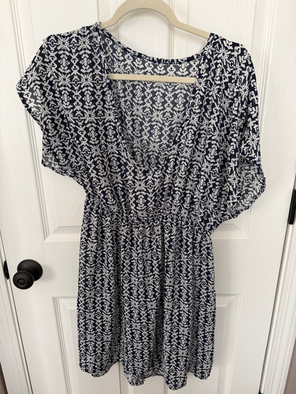 Women's Navy and White Patterned Swim Coverup
